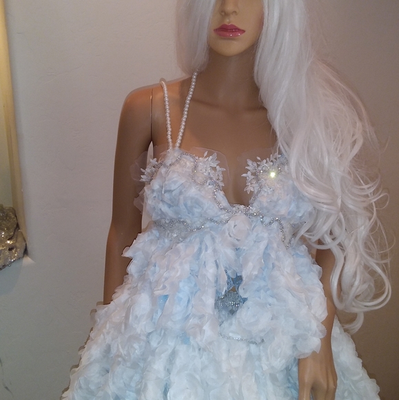 SAMPLE GOWN ONLY - "BROOKLYN" White/Blue Woodland Princess Wedding Ballgown Set - Picture 5 of 13